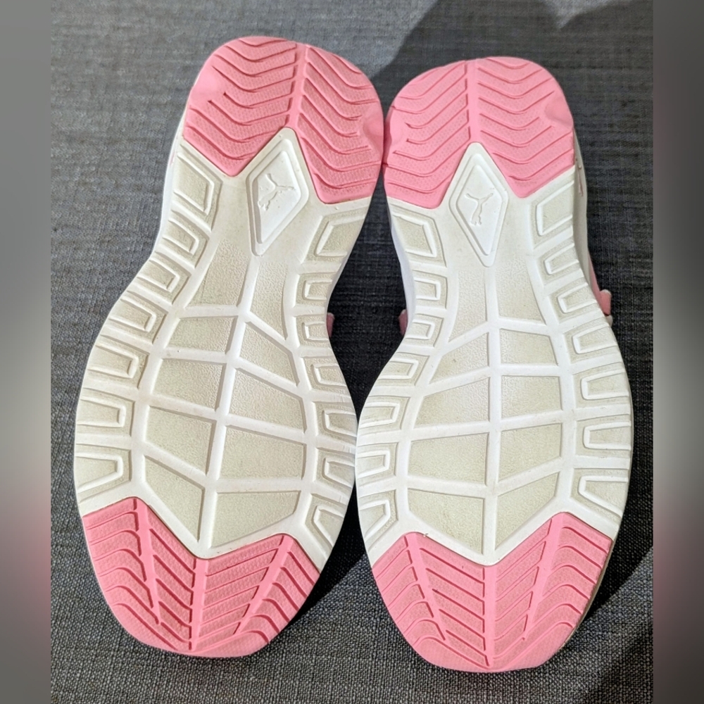 Puma Kids Softride One4All Sneakers - Multicolor with Pink Accents, size 4Y - Picture 5 of 8